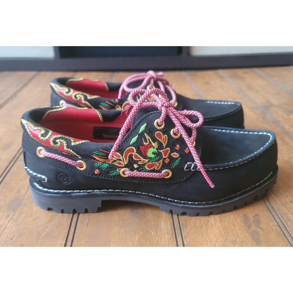 Women's Timberland Black/Red Embroidered Nubuck Leather Boat Shoe- Size 9